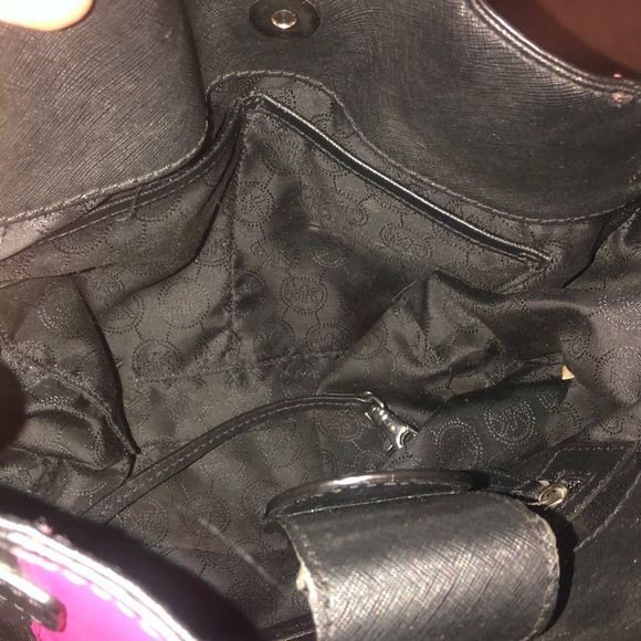 MICHAEL KORS Fuchsia & Black Saffiano Leather Satchel w Silver Chain Crossbody - Picture 16 of 17